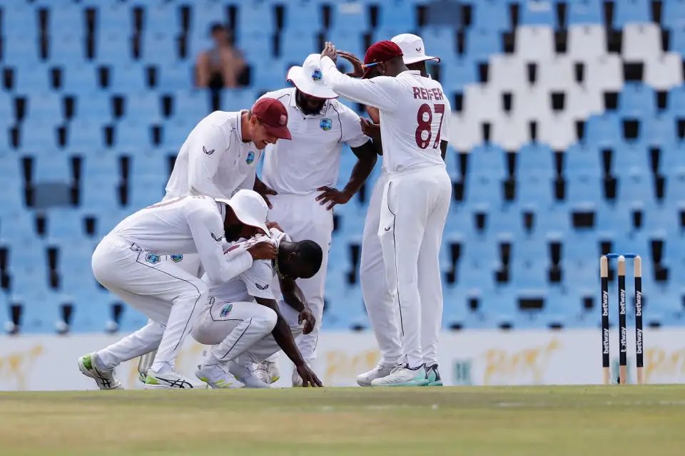 ‌PAK vs WI | Twitter reacts to Kemar Roach’s cannonball-esque catch caves into embarrassing groin tragedy