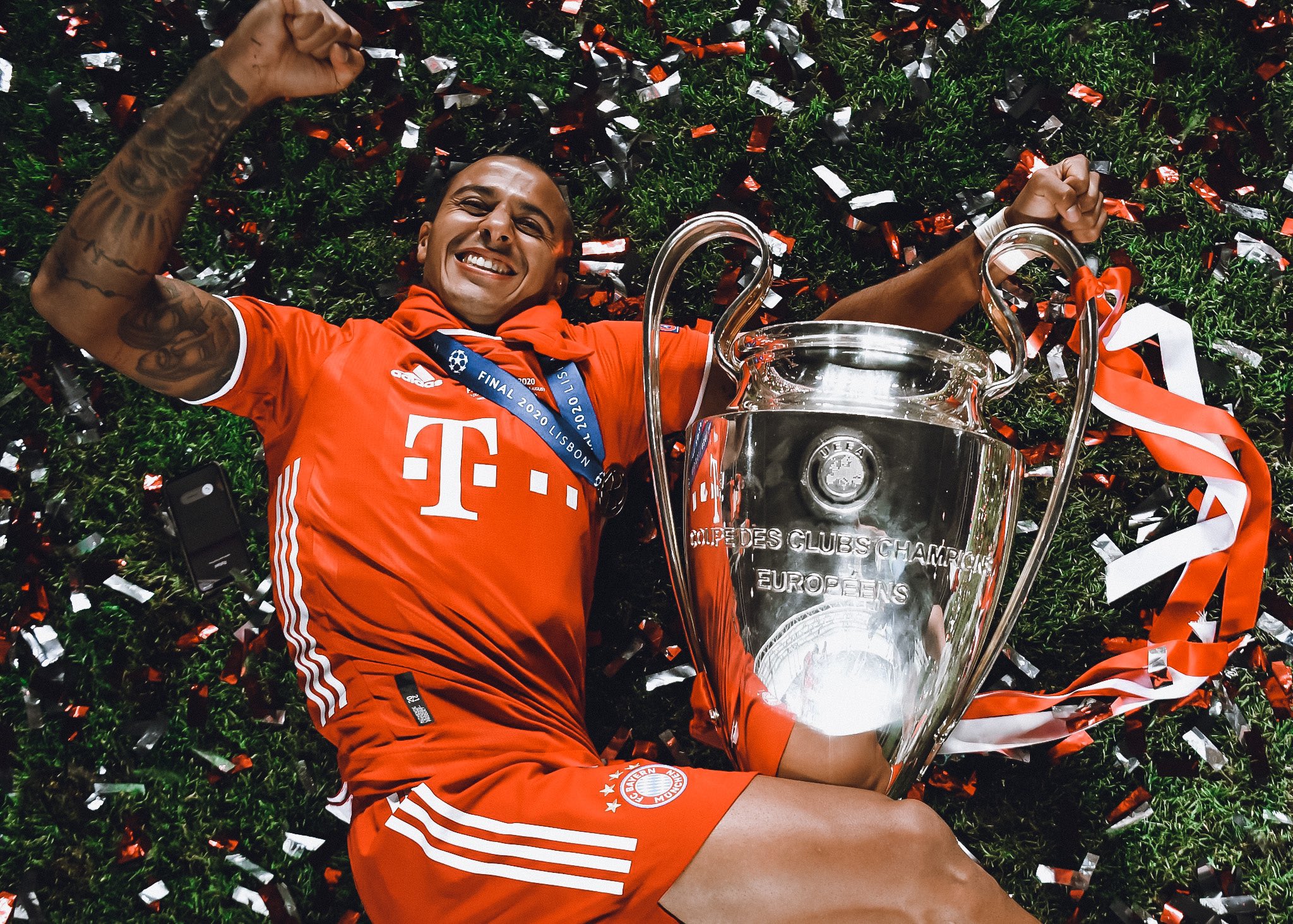 Manchester United and Liverpool are dreaming of space but they need to touch the ground first