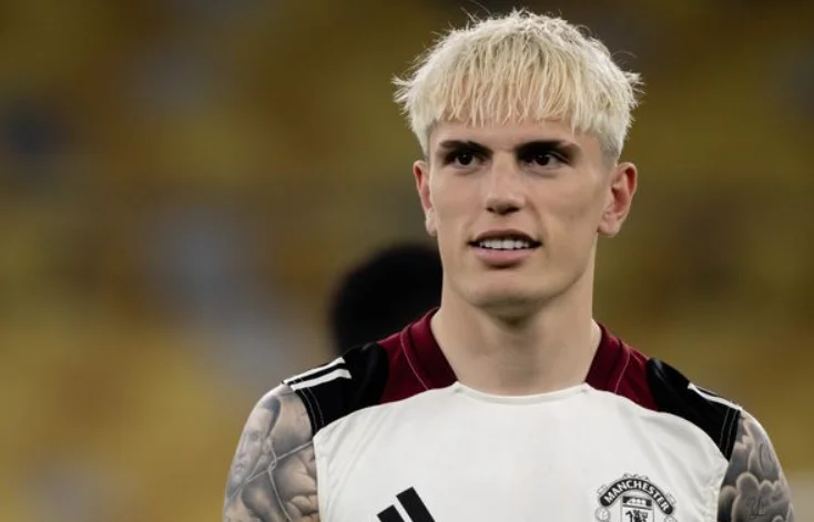 Arsenal Eye £70m Move for Man Utd’s Alejandro Garnacho Amid Dressing Room Fallout