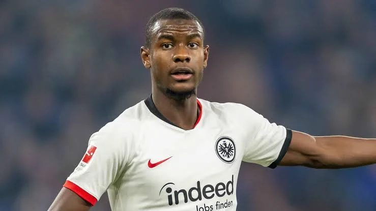 Manchester United Eye Romas Evan Ndicka Amid Summer Overhaul
