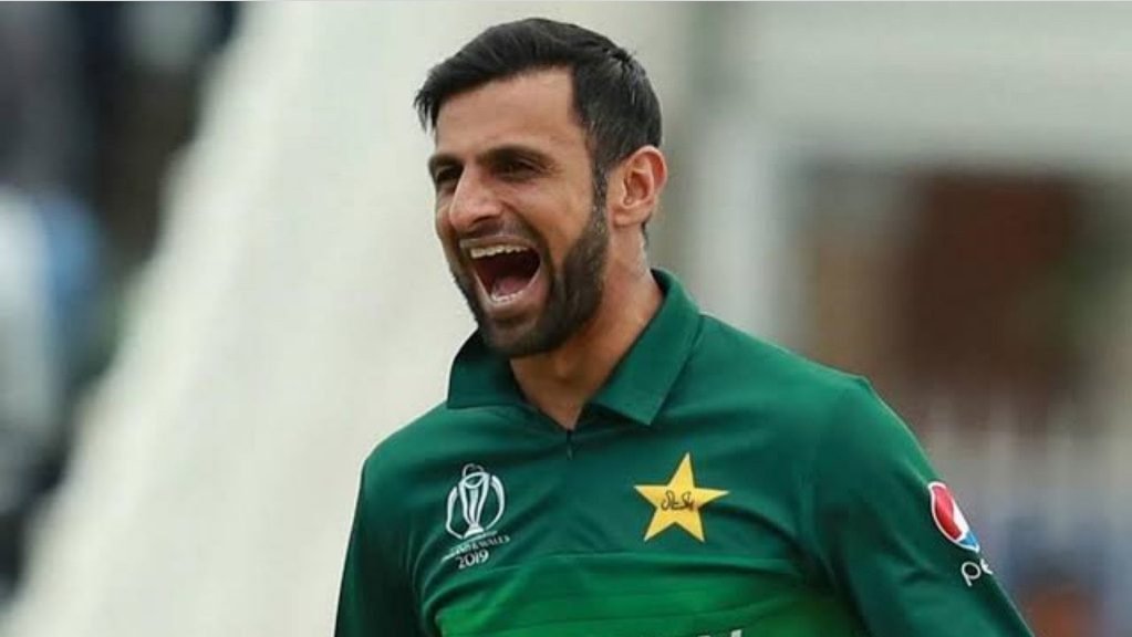 T20 World Cup | Twitter reacts as Asif Ali and Shoaib Malik fire Pakistan to thrilling 5-wicket over New Zealand in Sharjah 