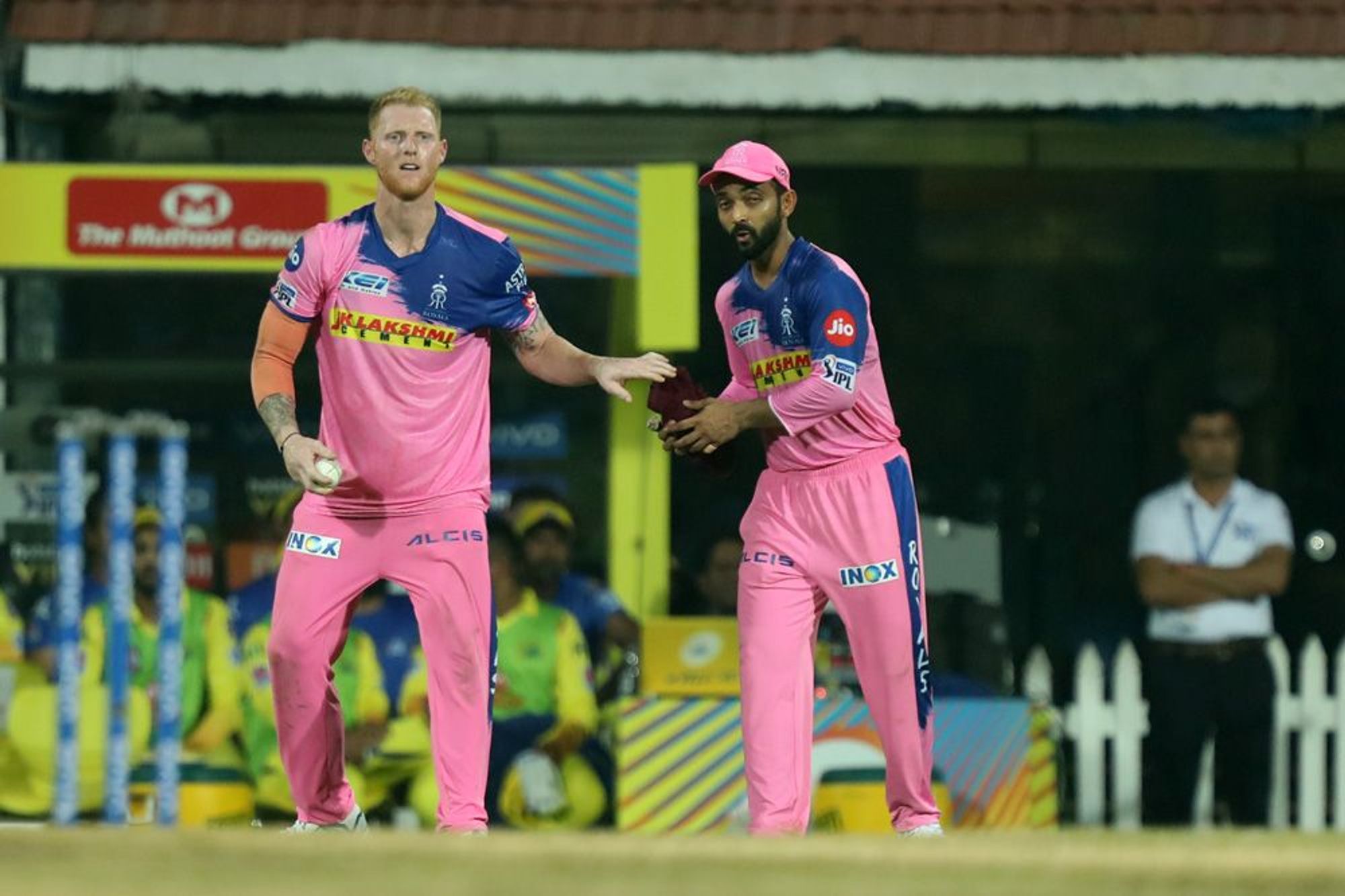 Stokes alongside Rahane